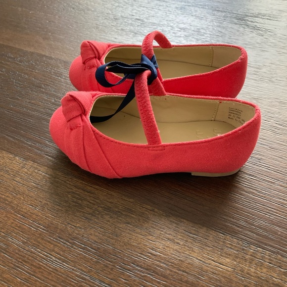 Janie And Jack Red fabric Mary Jane shoes 6 - Picture 3 of 5